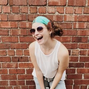 Meet your Posher, Sidney